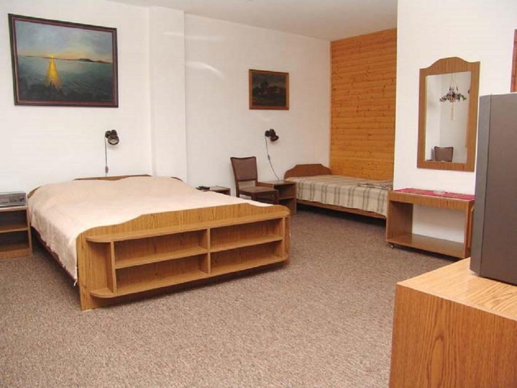 Eifert Haz Bed & Breakfast Balatongyorok Room photo