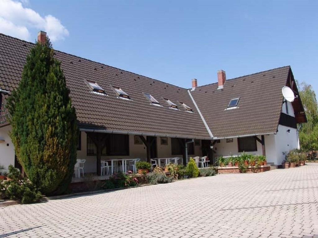 Eifert Haz Bed & Breakfast Balatongyorok Exterior photo