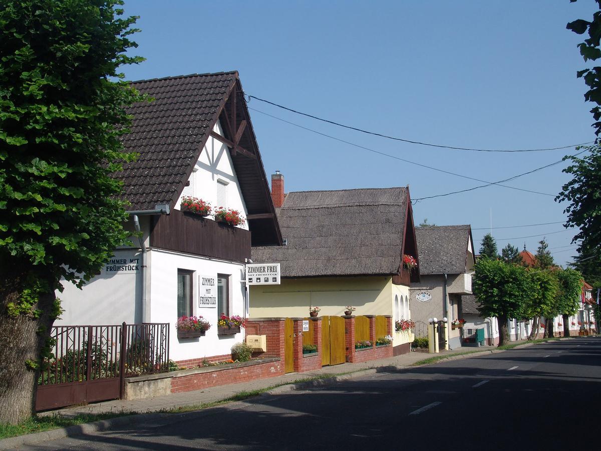 Eifert Haz Bed & Breakfast Balatongyorok Exterior photo